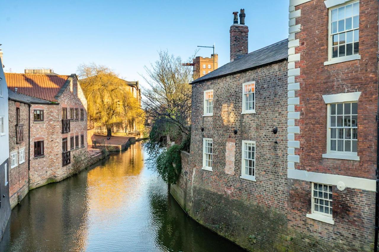 Ferienwohnung Walmgate Riverside York Exterior foto